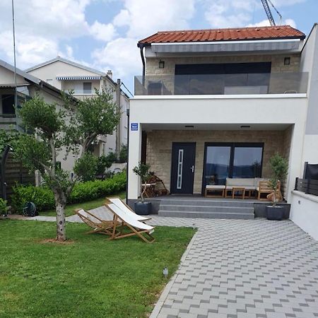 Apartmani Zlata Sveti Filip i Jakov Exteriör bild