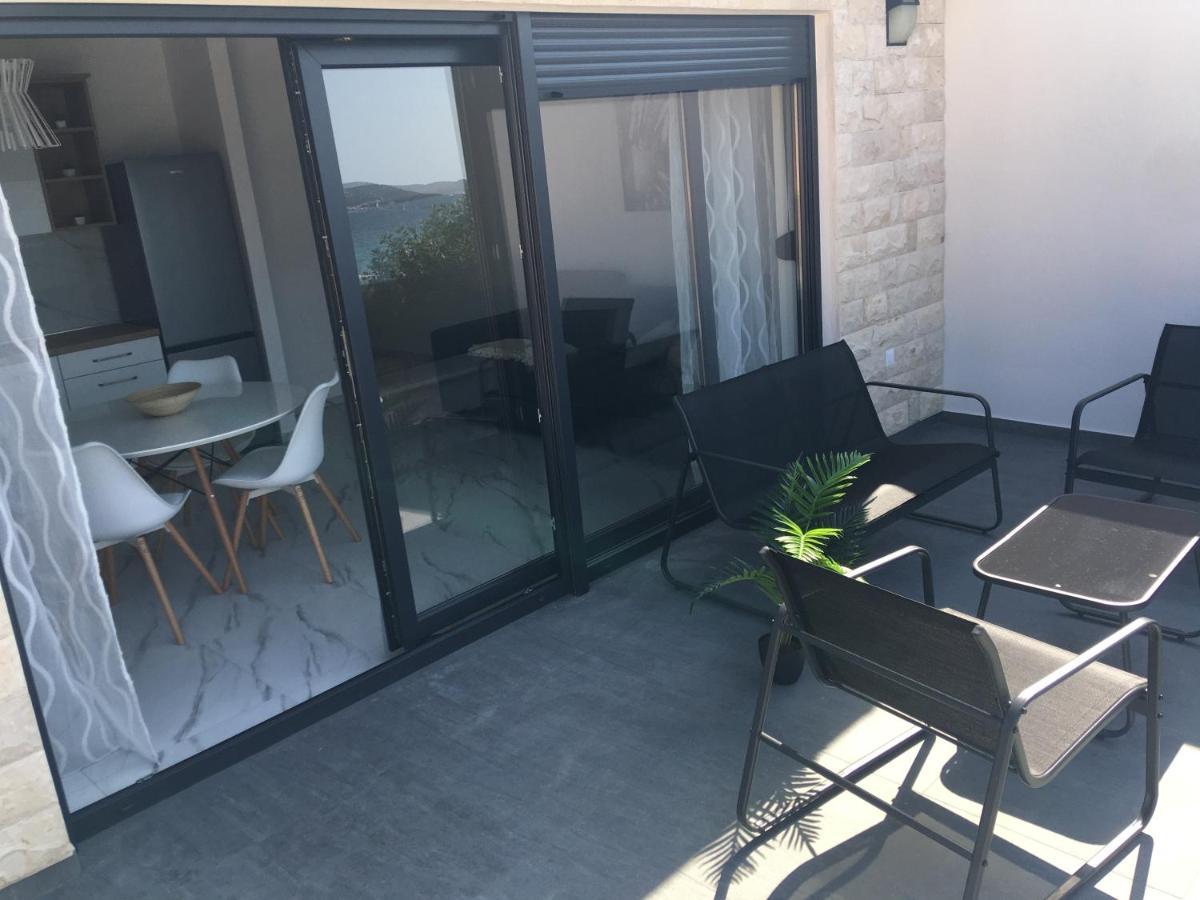 Apartmani Zlata Sveti Filip i Jakov Exteriör bild